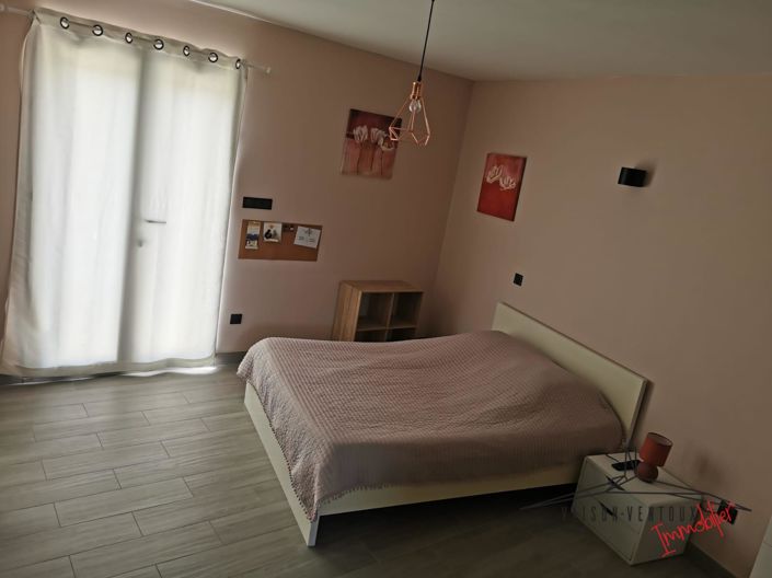 Image No.16-4 Bed House for sale