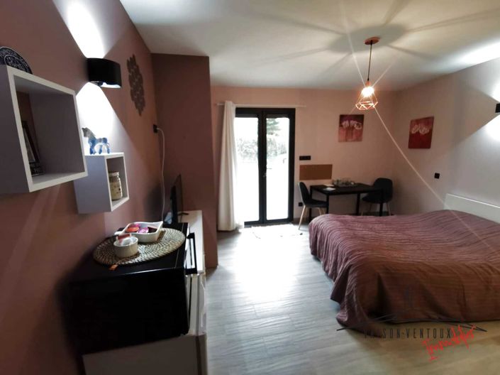 Image No.18-4 Bed House for sale