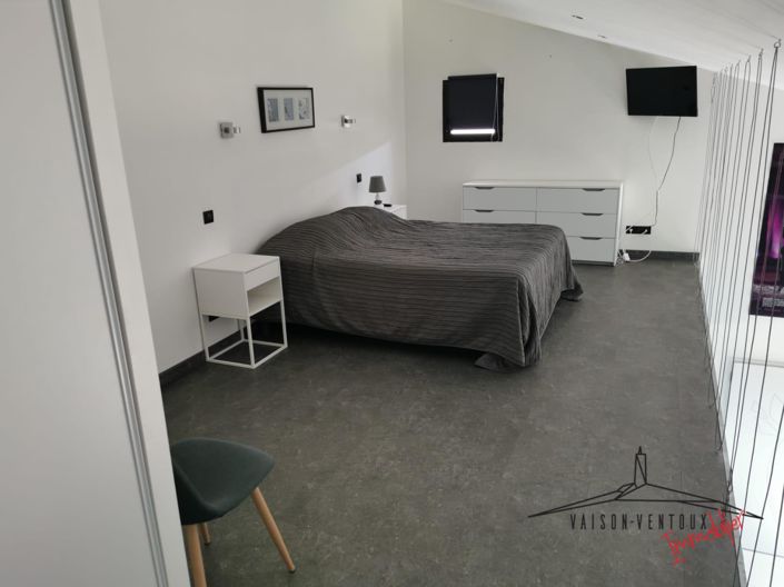 Image No.19-4 Bed House for sale