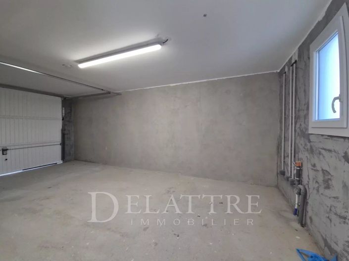 Image No.13-4 Bed House for sale