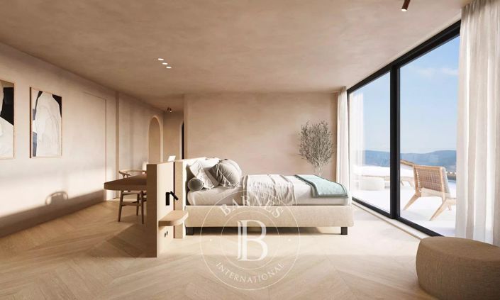 Image No.2-4 Bed House for sale