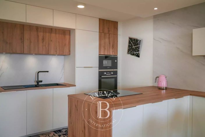 Image No.8-4 Bed Apartment for sale