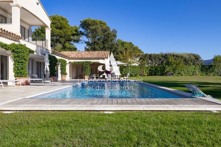 Image No.4-4 Bed House for sale