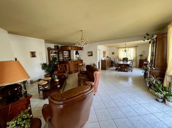 Image No.3-2 Bed House for sale