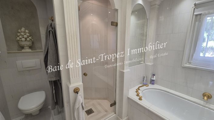 Image No.10-4 Bed House for sale