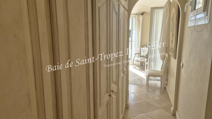 Image No.14-4 Bed House for sale