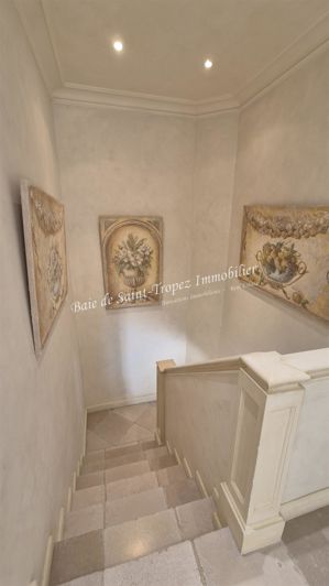 Image No.17-4 Bed House for sale