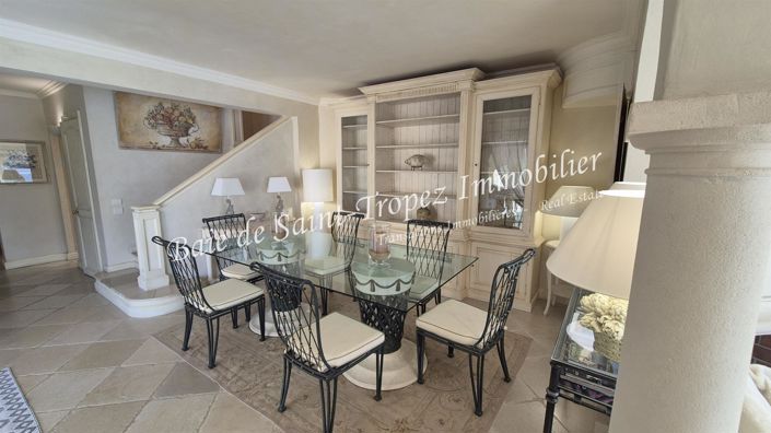 Image No.5-4 Bed House for sale