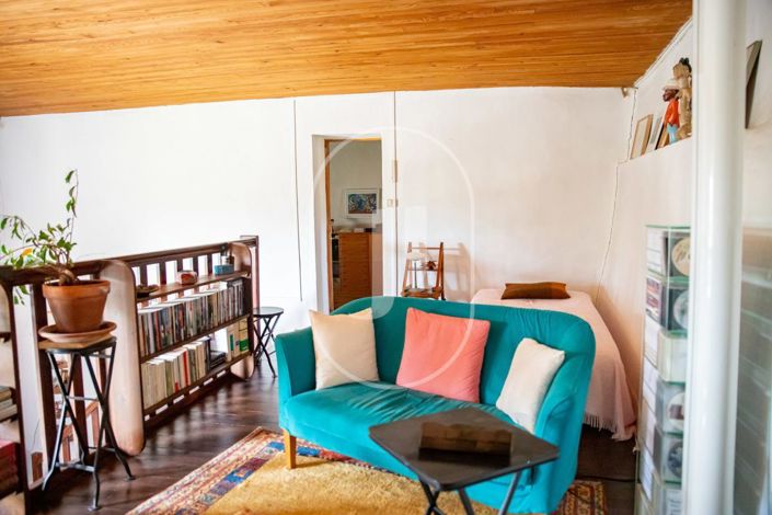 Image No.11-5 Bed House for sale