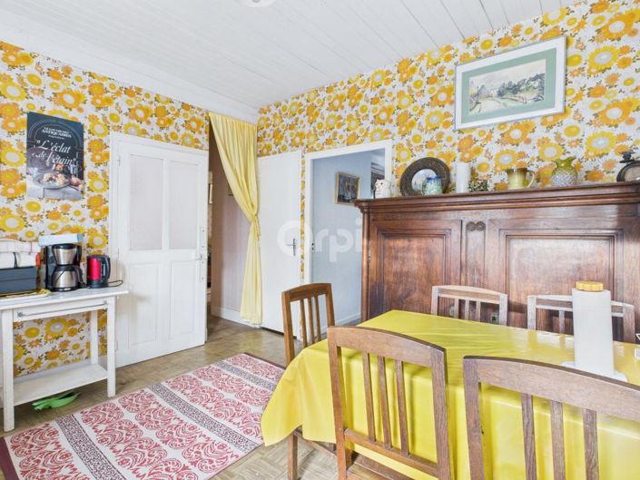 Image No.10-8 Bed House for sale