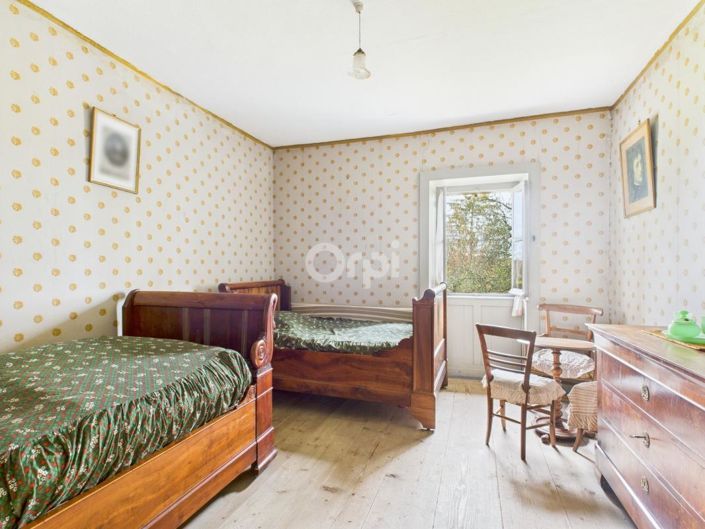 Image No.13-8 Bed House for sale