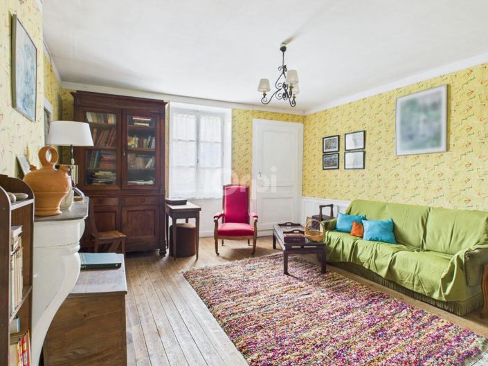 Image No.21-8 Bed House for sale