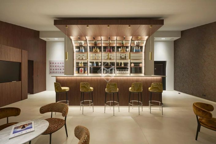 Image No.10-5 Bed House for sale