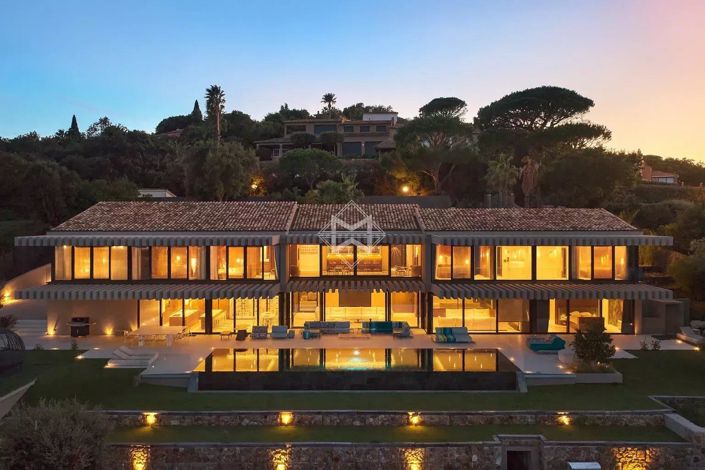 Image No.3-5 Bed House for sale