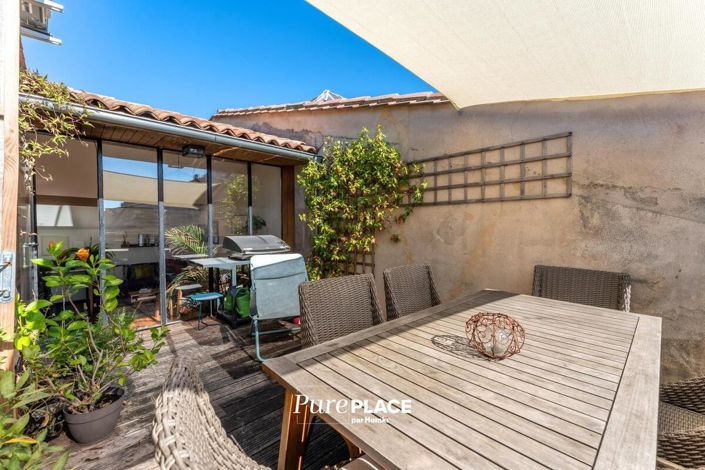 Image No.1-4 Bed House for sale