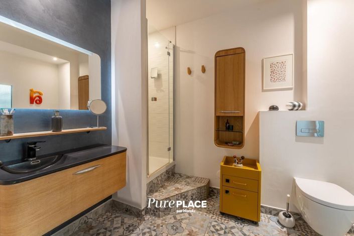 Image No.17-4 Bed House for sale