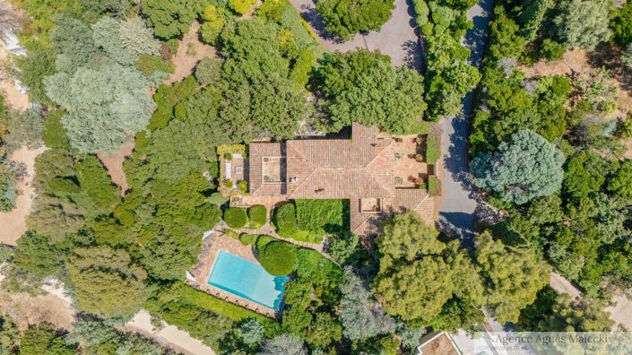 Image No.8-7 Bed House for sale