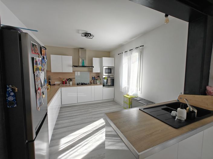 Image No.5-5 Bed House for sale