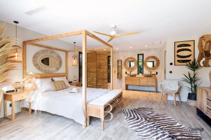 Image No.15-6 Bed House for sale