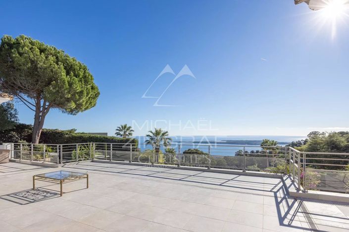 Image No.3-5 Bed House for sale