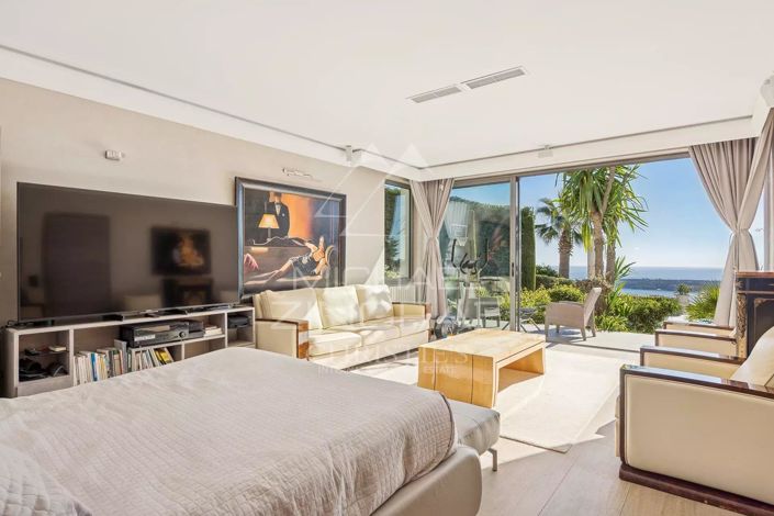 Image No.7-5 Bed House for sale