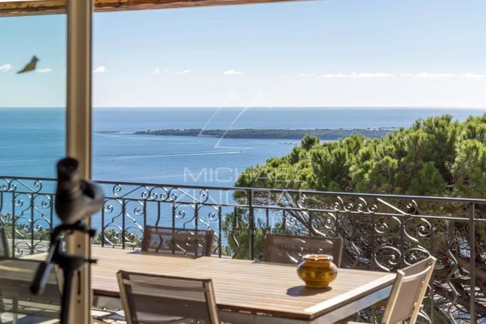 Image No.3-5 Bed House for sale