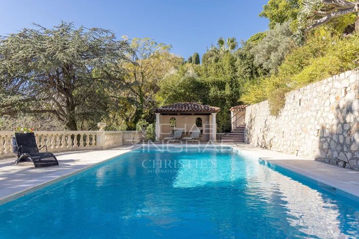 Image No.6-5 Bed House for sale