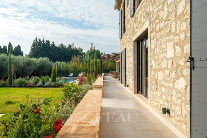 Image No.3-6 Bed House for sale