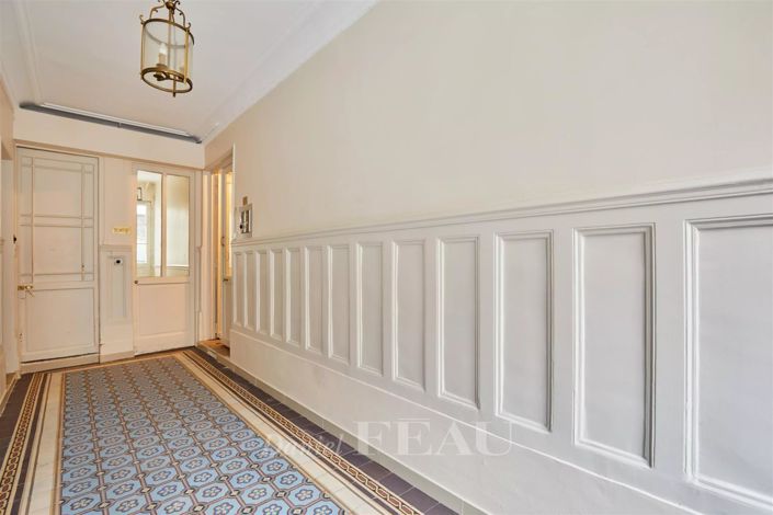 Image No.11-3 Bed Apartment for sale