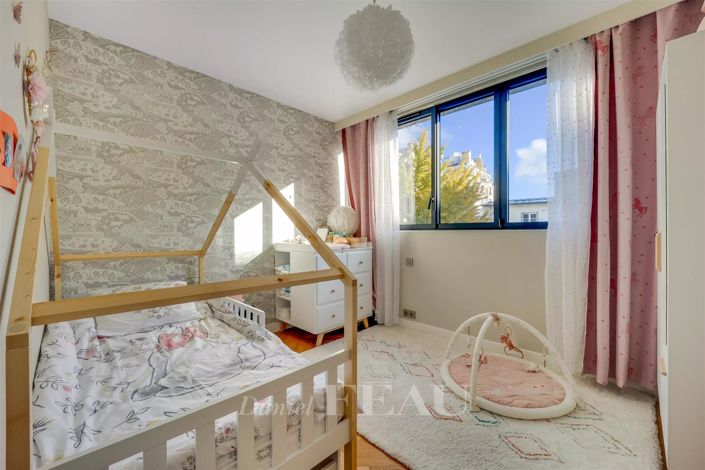 Image No.8-3 Bed Apartment for sale