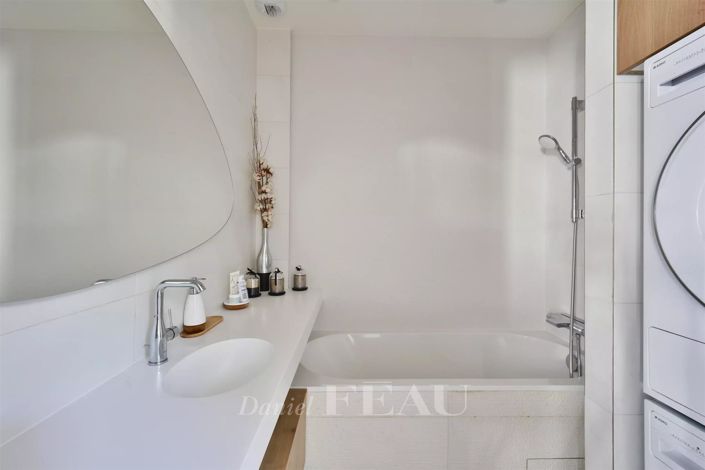 Image No.9-3 Bed Apartment for sale