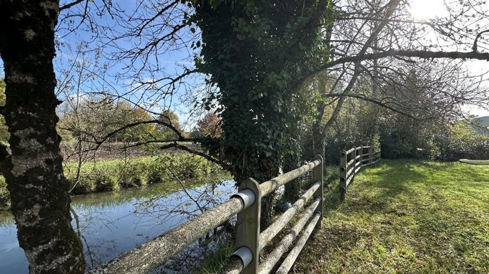 Image No.5-6 Bed House for sale