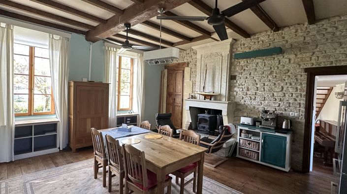 Image No.7-6 Bed House for sale