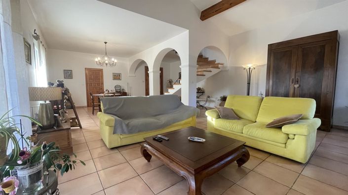 Image No.7-3 Bed House for sale