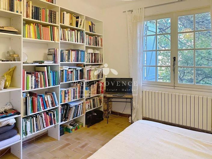 Image No.10-4 Bed House for sale