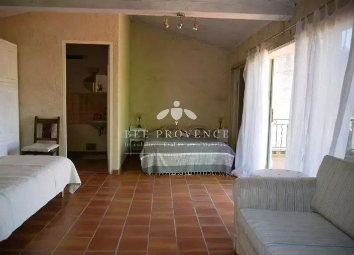 Image No.18-4 Bed House for sale