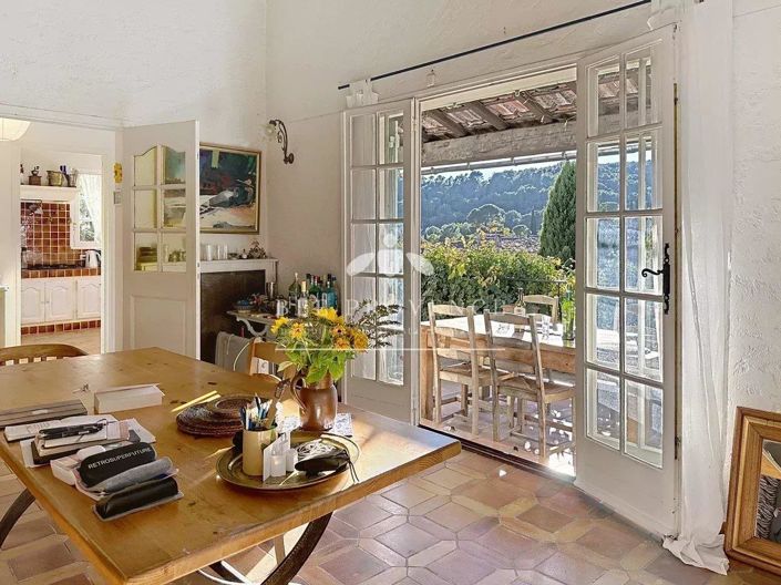 Image No.21-4 Bed House for sale