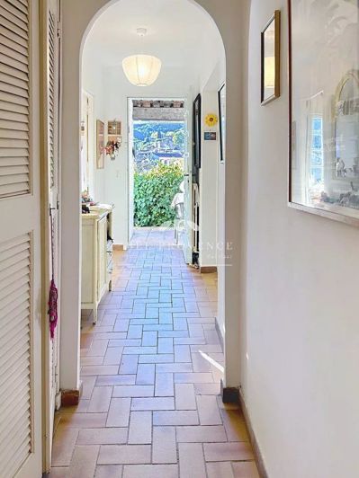 Image No.23-4 Bed House for sale