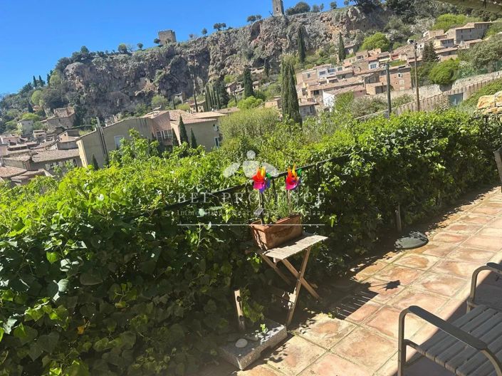 Image No.29-4 Bed House for sale