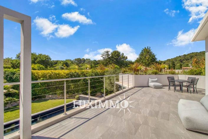 Image No.15-4 Bed House for sale