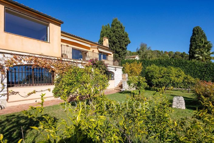 Image No.12-3 Bed House for sale