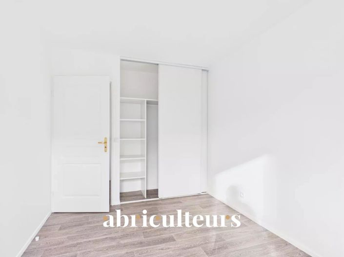 Image No.9-1 Bed Apartment for sale