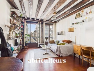1 - Paris, Appartement