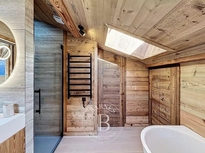 Image No.32-5 Bed House for sale