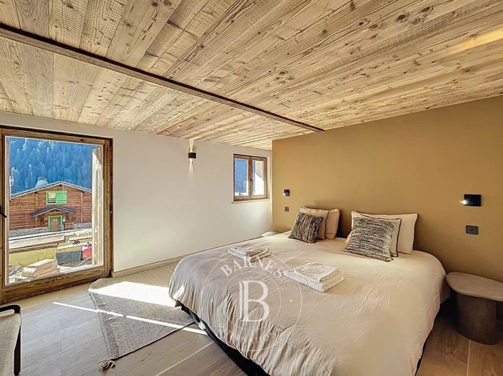 Image No.39-5 Bed House for sale