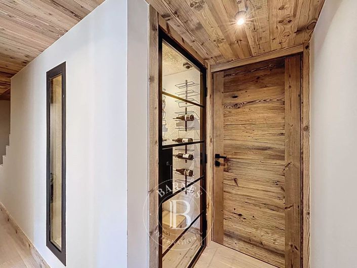 Image No.41-5 Bed House for sale