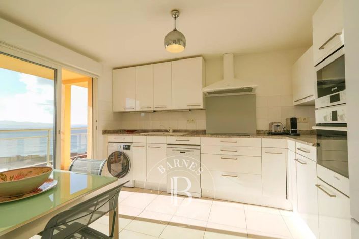 Image No.5-3 Bed Apartment for sale