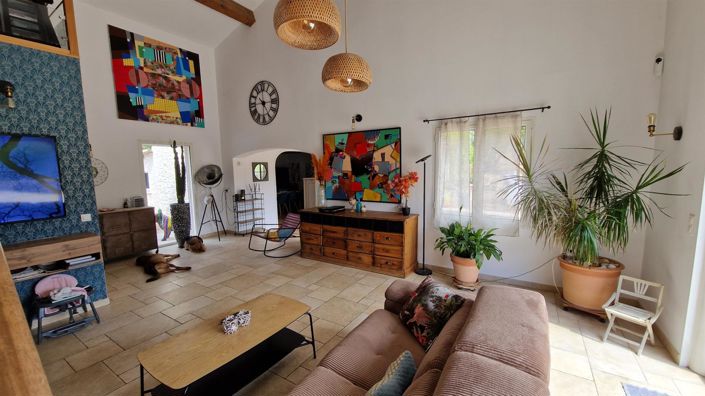 Image No.4-5 Bed House for sale