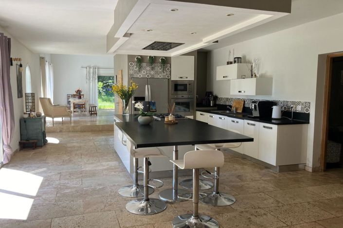 Image No.7-Maison de 4 chambres à vendre à Uzès