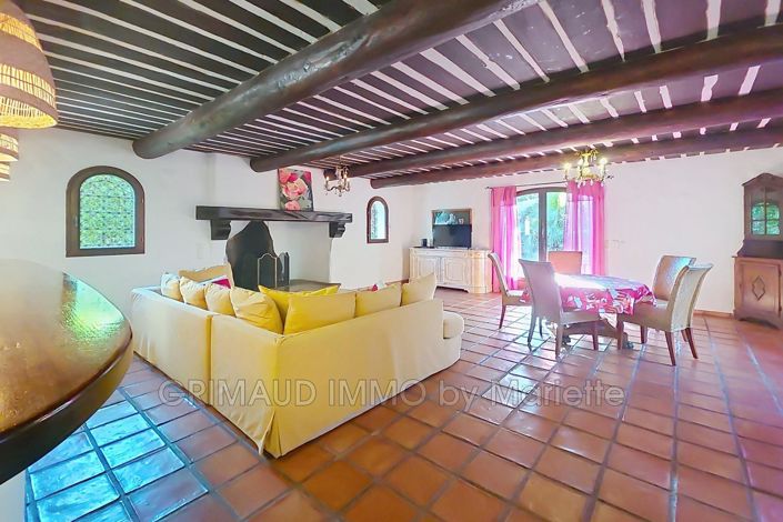 Image No.2-Maison de 5 chambres à vendre à Grimaud